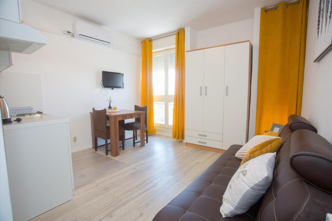 Apartments Buba Split Bagian luar foto